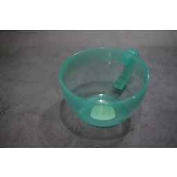 Chén quai cầm pha màu 