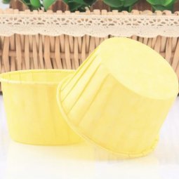 Cup ly giấy tròn màu vàng 1 cây