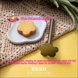 Cây Nhấn Bánh Dứa Hình Hoa