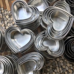 Khuôn tim đáy rời nhiều kích thước